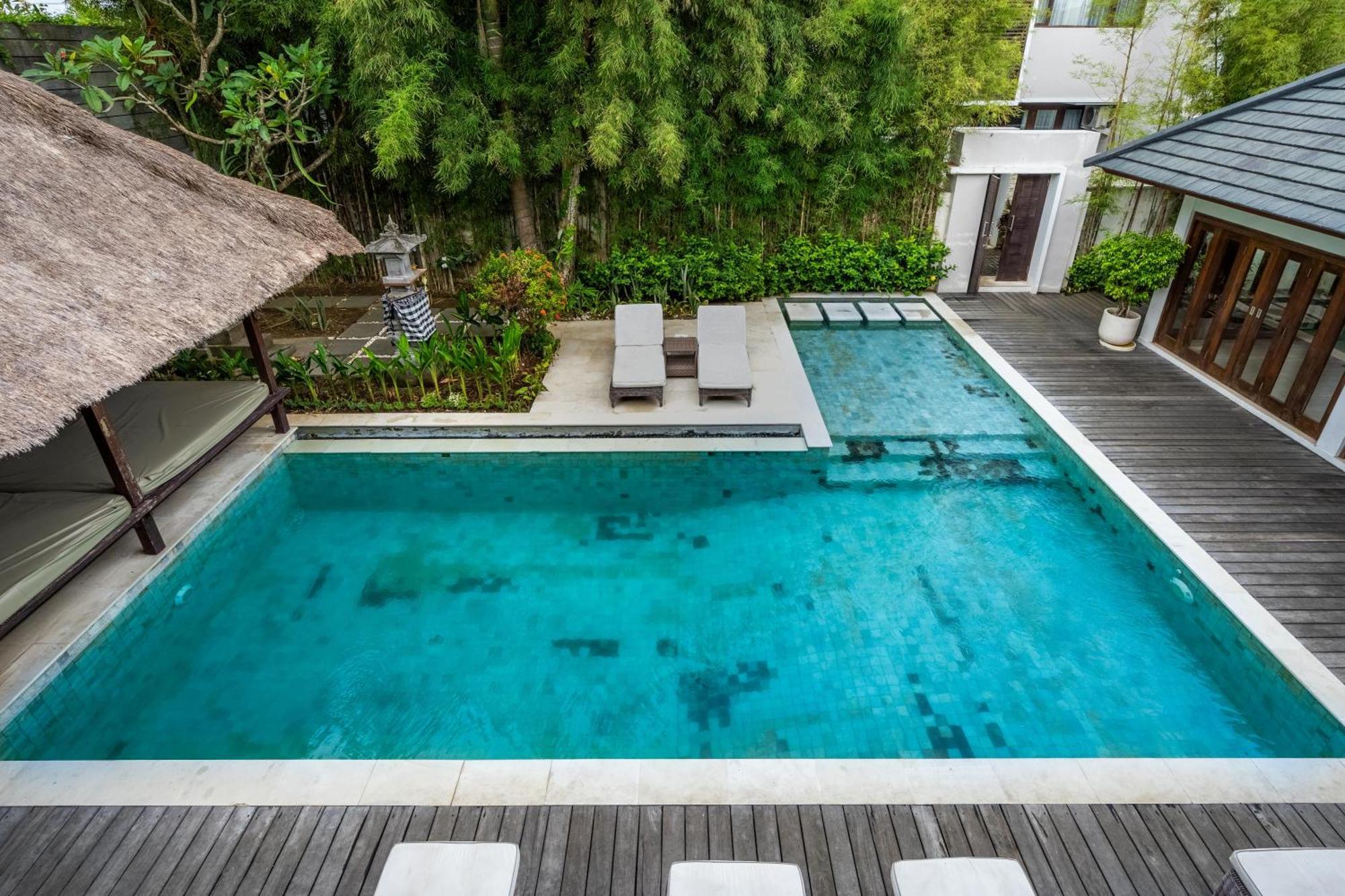Vienna Villas Seminyak Esterno foto
