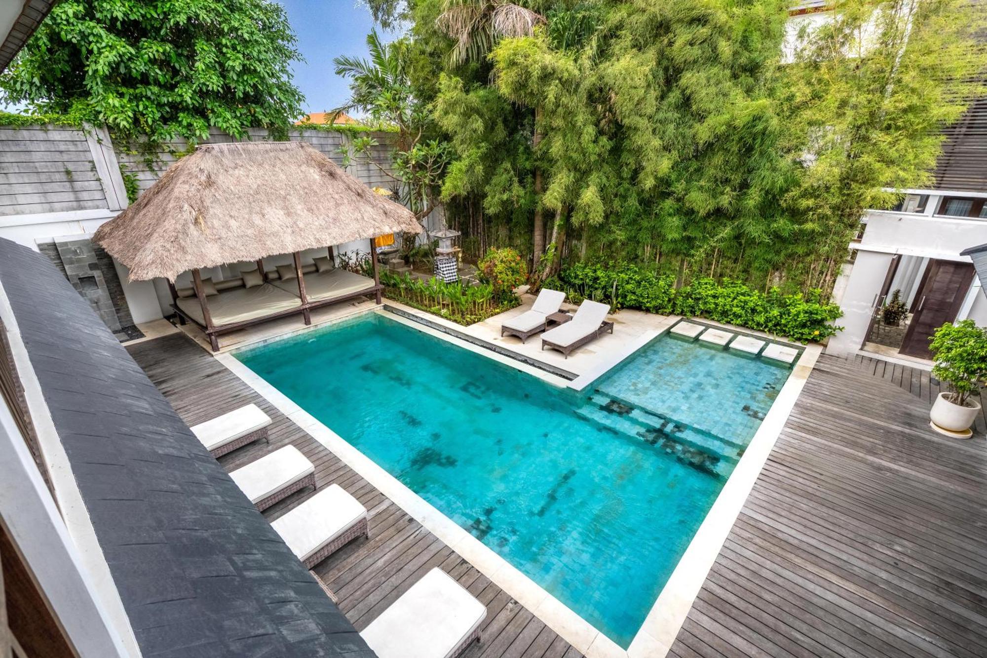Vienna Villas Seminyak Esterno foto