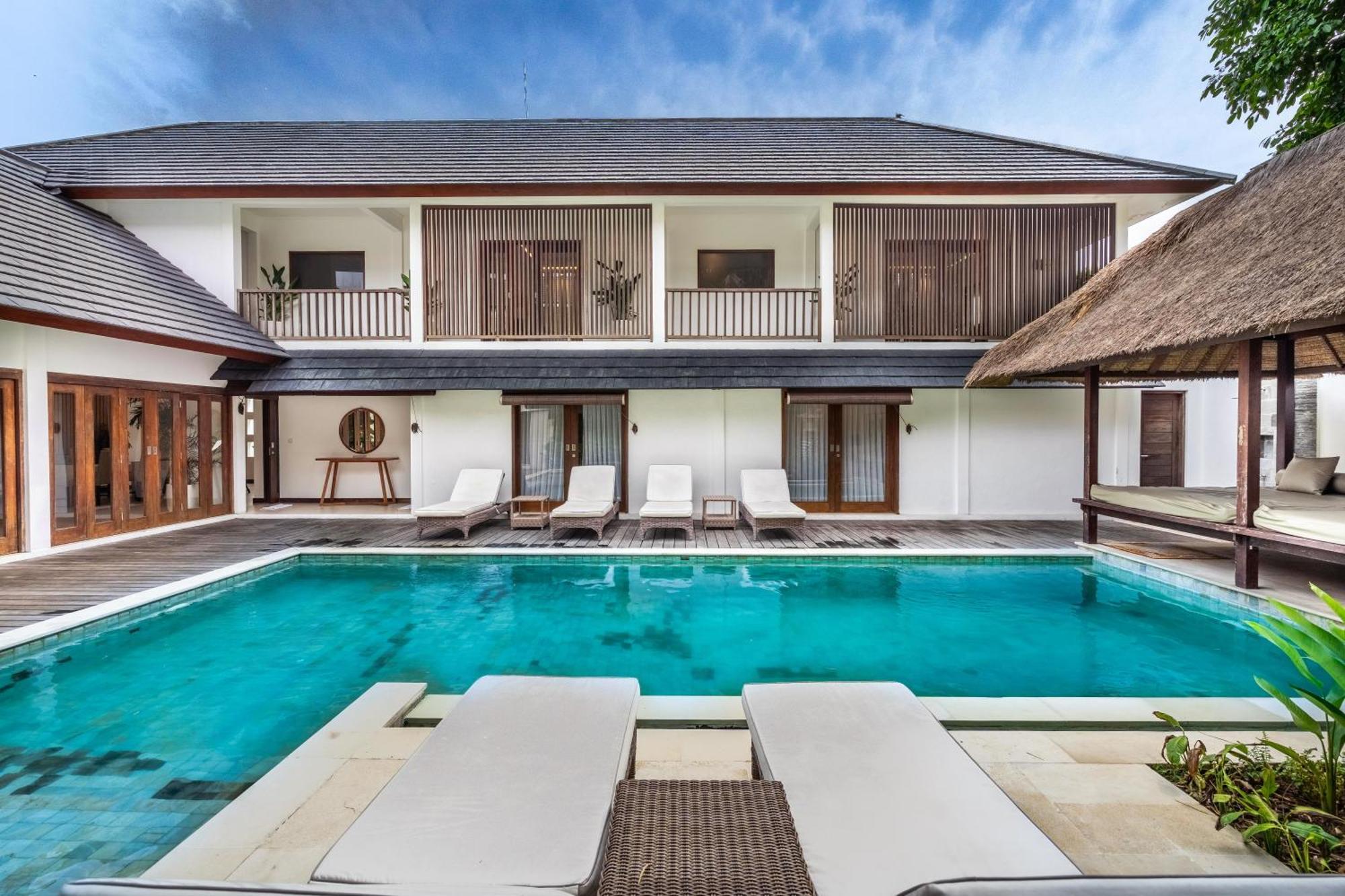Vienna Villas Seminyak Esterno foto