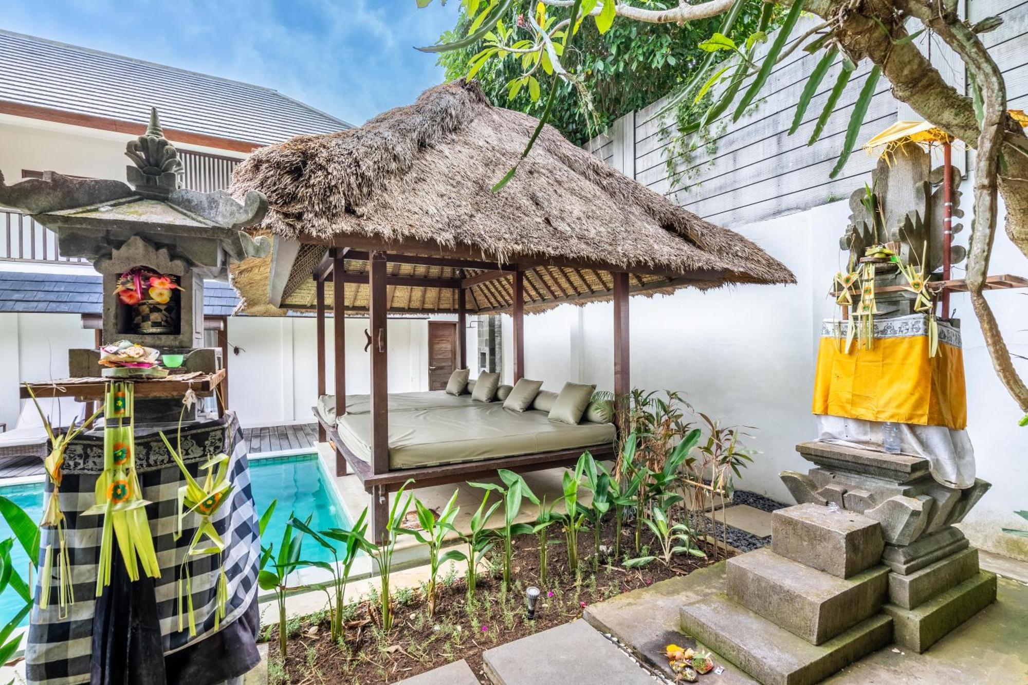 Vienna Villas Seminyak Esterno foto