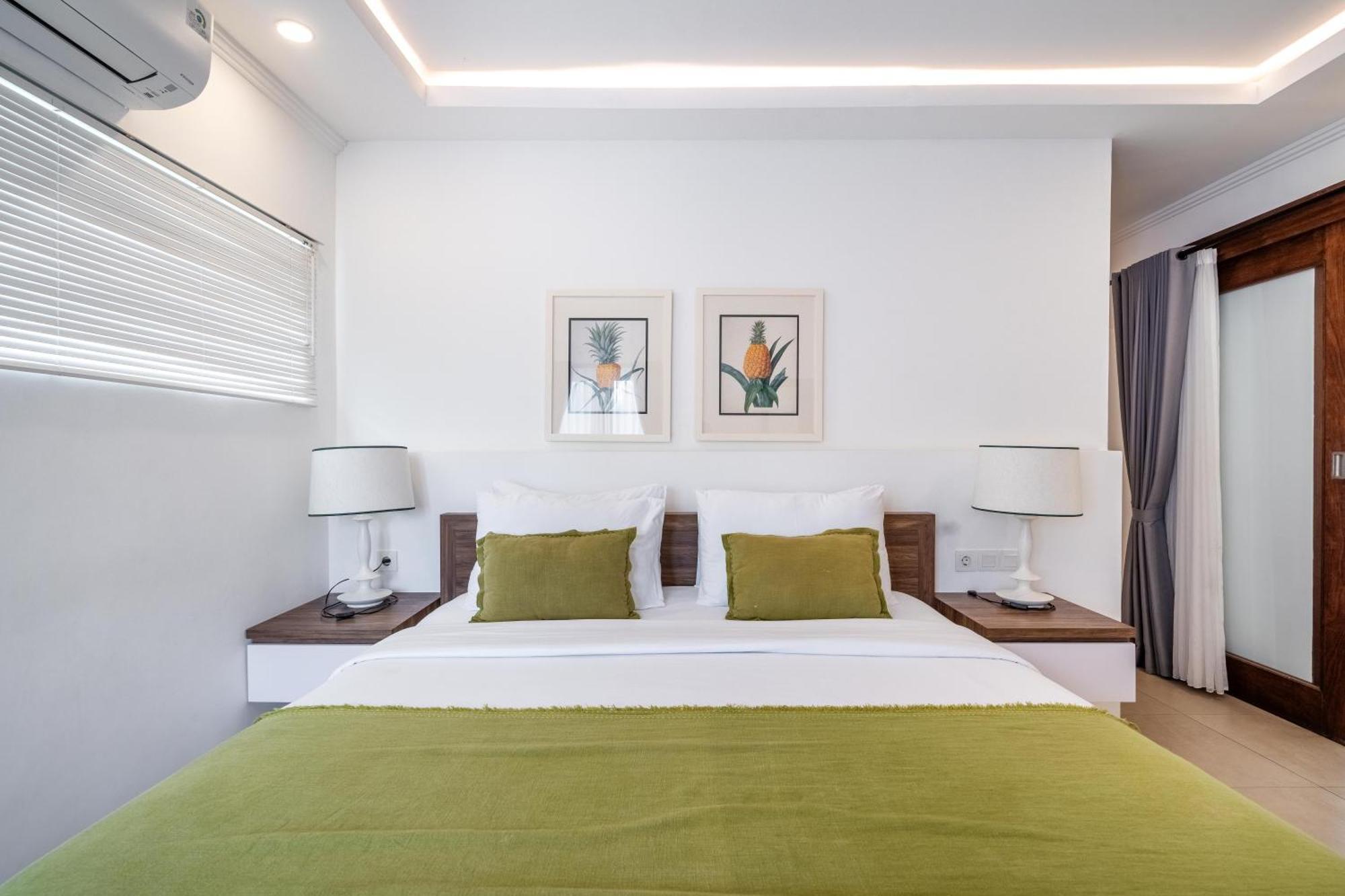Vienna Villas Seminyak Esterno foto