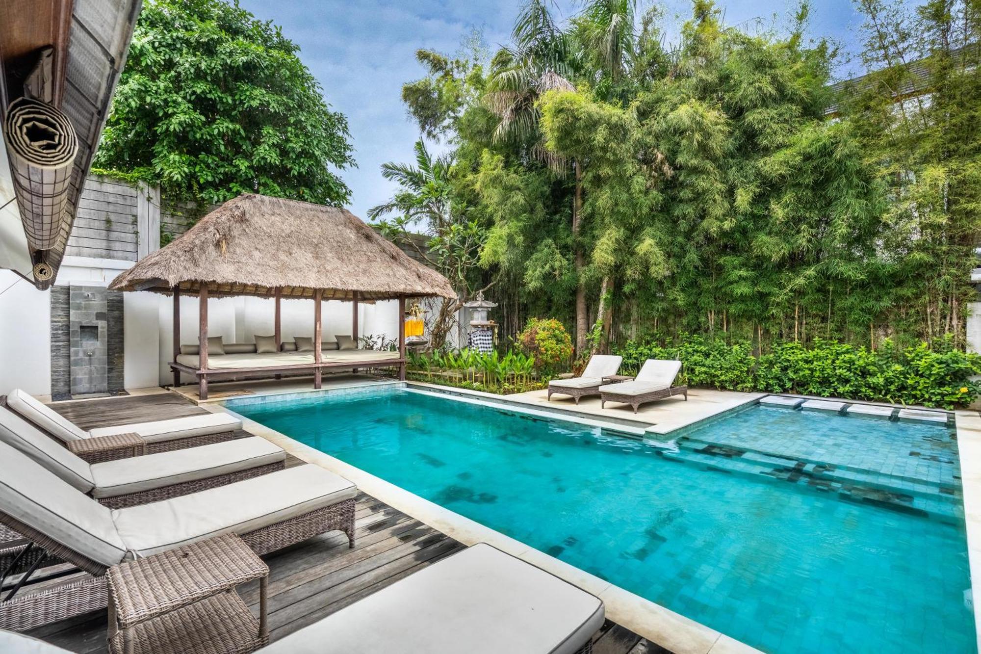 Vienna Villas Seminyak Esterno foto